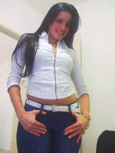 Who´s That Girl: Ingrid Brasileña