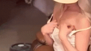 DD Petite Sexy Blonde
